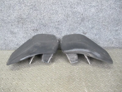 JUEGO DE ALMOHADILLAS PROTECTORAS DE PARACHOQUES DE GOMA TRASERO IZQUIERDO Y DERECHO PORSCHE 928 S 1978-1986 Foto 1 de 4