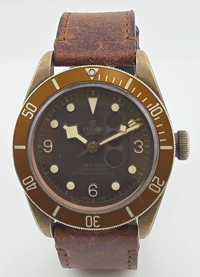TUDOR Bronze Black Bay 79250BM - Nice patina! - Image 1 of 4