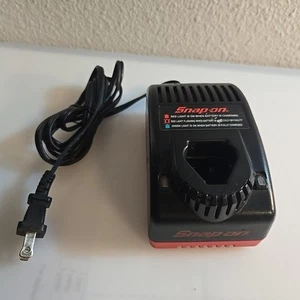 Caricabatterie Snap On originale CTC572 Ni-Cd 7,2V 0,8A - Foto 1 di 3