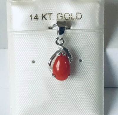 Pequeños colgantes de diamantes y cabujón de coral rojo genuino de oro blanco sólido de 14K NUEVO Foto 1 de 4