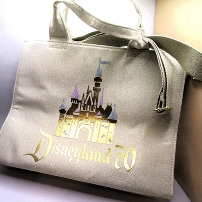 Bolso de Mano Tejido Castillo de la Bella Durmiente Disneyland 70 Aniversario NUEVO 2025 Foto 1 de 4