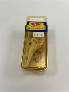 VINTAGE STORM PRE RAPALA RATTLIN' FLAT WART FLV 202 Bone CRAWDAD UNOPENED - Picture 1 of 5