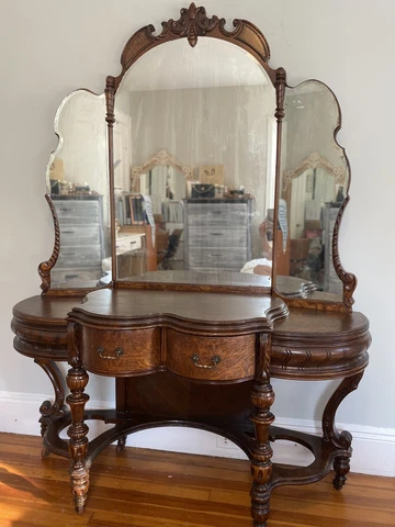 Antique Walnut Vanity With Trifold Mirror Cover