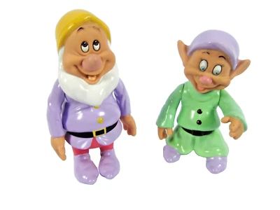Blancanieves y los siete enanitos figuras de plástico de acción personaje muñeca juguete  Foto 1 de 4