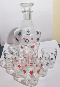 Verrerie D'Arques France Liquor Decanter & 6 Shot Glasses Playing Cards Poker - Picture 1 of 17