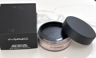 MAC Select Sheer/Loose Powder - Image 1 of 3