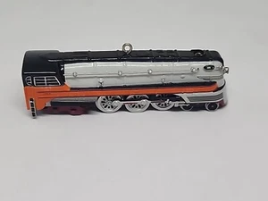 2004 Lionel Hiawatha Train Hallmark Ornament 1 Piece Set MULTICOLOR, CHRISTMAS - Picture 1 of 10