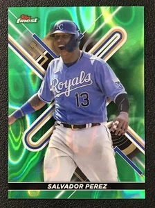 2022 Finest #58 Salvador Perez Green Lava Refractor /99 Kansas City Royals - Bild 1 von 2