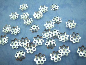 LOT de 500 PERLES COUPELLES CAPS FLEURS 6mm ARGENTEES clair création bijoux - Bild 1 von 1