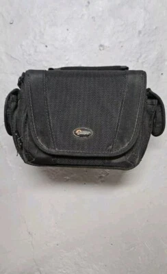 Lowepro Camera Bag 8" x 3.5" , Three Pocket Mini Camera Bag used - Image 1 of 4