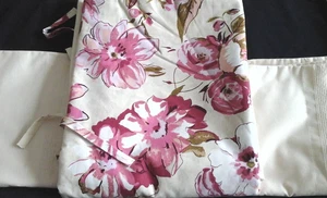 Krone schöner creme/rosa Blumen King Size Bettbezug mit Bändern (ohne Hüllen) - Bild 1 von 7