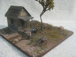 Vintage HO Scale Old Service Station All metal construction Assembled-detailed - Picture 1 of 9