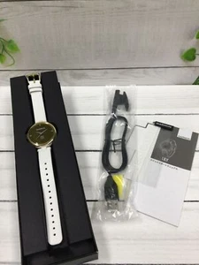 Garmin Lily Classic White Leather Light Gold 010-02384-E3 Unused w/Box - Photo 1 sur 6