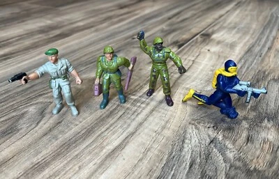 复古 GUTS 动作玩偶美泰 20 世纪 80 年代士兵陆军部队 G.U.T.S. 手榴弹 — 第 1/4 张图片