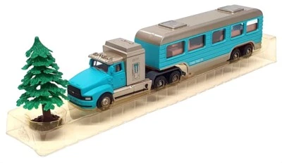 Kentoys 1/72 Scale 51015 - Ford ? Town Trailer Truck - Blue/Grey - Image 1 of 4