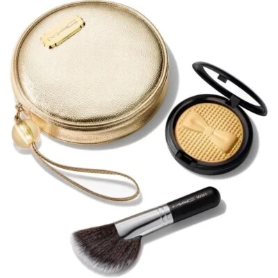 MAC Cosmetics *Sparkling Wine* Indulgent Glow Face Kit Bubbles & Bows Collection - Image 1 of 4