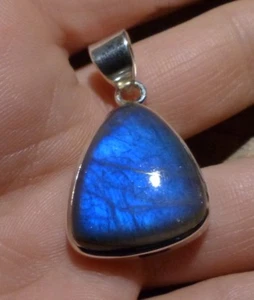 O&co Natur Labradorit Anhänger Cabochon Schutz Geschenk Weihnachten - Bild 1 von 5
