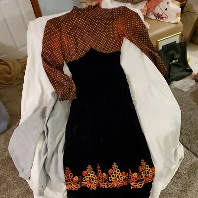 Vtg 60s VICKY VAUGHN Petite LBD MOD Doily RUFFLE BOHO Velvet Polka Dot Dress sz9 - Image 1 of 4