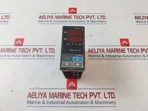 Yokogawa UT320E Temperature Controller 100-240VAC 4-20mA Input 10VDC Max - Picture 1 of 10