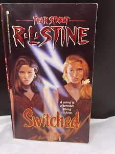 R.L Stine Fear Street paperback book Switched series YA Horror 1st Edition - Imagen 1 de 6
