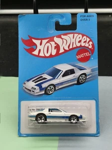 Hot Wheels 1985 Chevrolet Camaro IROC-Z Retro Series Target Exclusive - Picture 1 of 2
