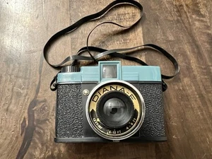 Diana F+ 120 Film Camera Lomography 75mm - Blue - Picture 1 of 3
