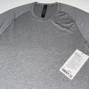 Lululemon Shirt Herren XL Metal Vent Tech Kurzarm schiefer/weiß sportlich Neu mit Etikett - Bild 1 von 8