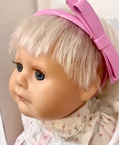 Muñeca artística Judy Turner/HASBRO "REAL BABY" 1986 rubia/azul ponderada usada en excelente estado - Imagen 1 de 21