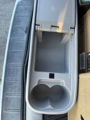 Console central traseiro Toyota Highlander 2008-2013 bandeja porta-copo inserção preto - Imagem 1 de 2