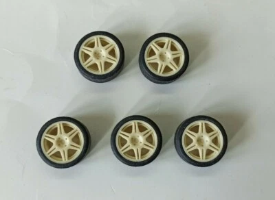 Set 5 cerchi wheels Renault Megane Rally + pneumatici 1/18 Ut Models Ottomobile  - Immagine 1 di 2