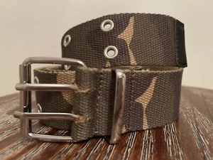 NWT Boys Camo Canvas Grommet Belt, Size M - Picture 1 of 7