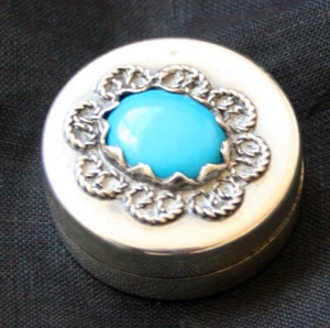 Pastillero redondo de plata egipcia vintage cabujón de vidrio pastillero - Imagen 1 de 5