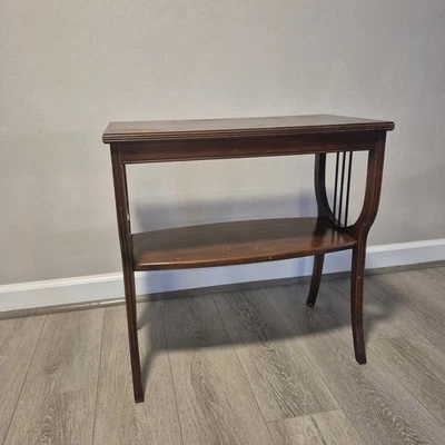 Mesa auxiliar de colección BRANDT soporte para plantas de dormitorio madera marrón necesita ser restaurada Foto 1 de 4