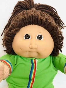 Cabbage Patch Kids 1984 Brat Face Girl Puppe kleinere Spuren lesen HM2 Hongkong 16 Zoll - Bild 1 von 12
