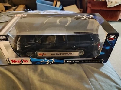 Maisto 2004 GMC Canyon 1:18 Scale - Image 1 of 4