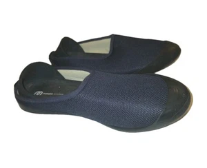 Women Mahabis summer slippers shoes navy Blue Size 10.5 Button Slipper Converts - Picture 1 of 20