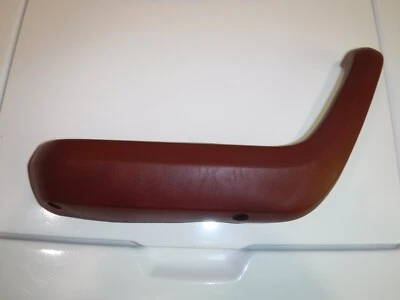 BMW E28 533I 535I M5 528I 528E OEM Tirador de puerta rojo lado conductor reposabrazos Foto 1 de 3