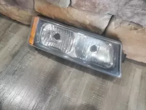 Chevrolet Silverado Avalanche 2003-2007 luz de estacionamiento lado derecho pn#16530970 - Imagen 1 de 4