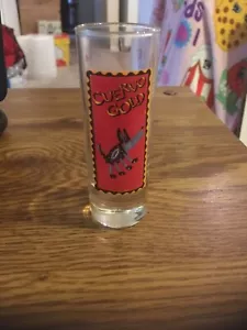 Vintage Schnapsglas -4" SHOOTER Cuervo Gold mit Coyote Critter - Bild 1 von 2