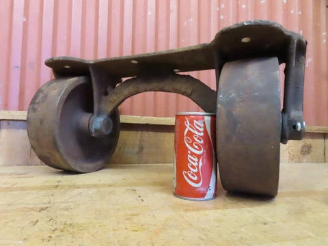 Rare Antique 1917 Cast Iron Heavy Caster Truck Wheels Howe Chain Co Muskegon Mi Cover