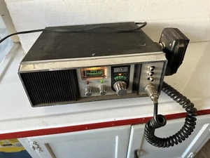 Vintage Pace CB-113 23 Channel Transceiver Radio Base Station with Microphone - Picture 1 of 11
