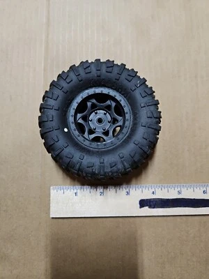 Axial Ripsaw 1.9" Rock Crawler Tires with rim (R35) AX12016 (1.9x4.3) READ DESC! - Image 1 of 4