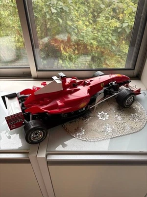 DeAGOSTINI Weekly Ferrari F2004 1/8 RC Motor Auto - Bild 1 von 4