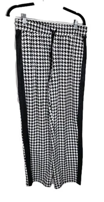 NY &  Co Wms M Black White Herringbone Cotton Poly Spandex Stretch Pants S21 - Image 1 of 4