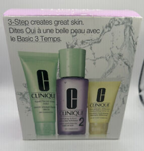 CLINIQUE 3-Step Creates Great Skin Set Type 2 (Dry Combination)
