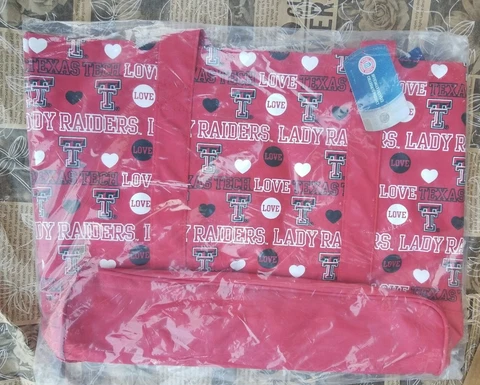 Texas Tech Tote Bag LOVE Forever Collectibles Raiders Lady NWT Cover