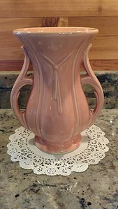 VINTAGE SALMON COLORED DOUBLE HANDLED MC COY URN  - Picture 1 of 12