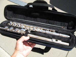 Gemeinhardt Flute 30SB Solid Silver - Picture 1 of 10