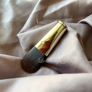Christian Dior Mini Foundation Brush (Came From Prestige Foundation) Old Version - Picture 1 of 4