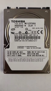 Disco duro Toshiba MK1237GSX 120 GB, interno, 5400 rpm, 2,5" (HDD2D62) PROBADO EE. UU. - Imagen 1 de 2